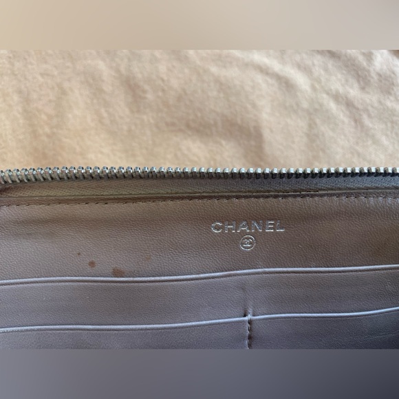 🔥CHANEL BUNDLE Black Bowler Bag AND Quilted Wallet with COAs🔥 - Picture 5 of 16